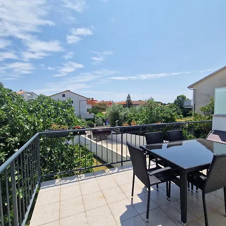 Nyaraló House Viola *