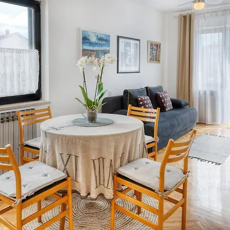 House Viola Holiday home