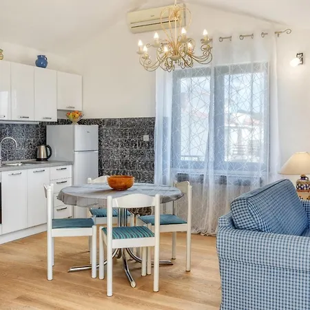 Holiday home House Viola *