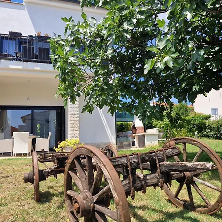 House Viola Ferienhaus Pula